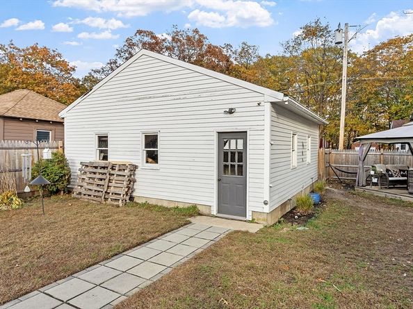 139 Parson Circle, Fitchburg MA 01420