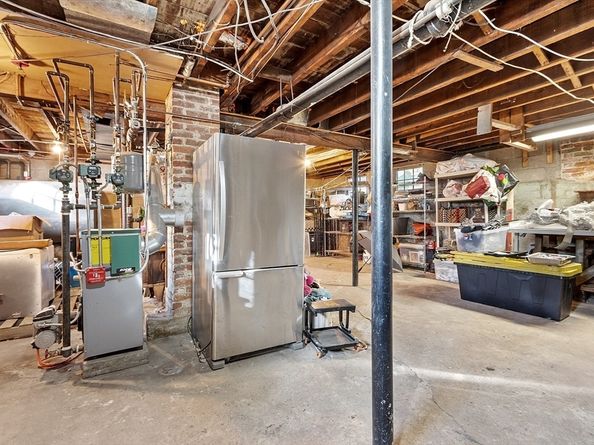 139 Parson Circle, Fitchburg MA 01420