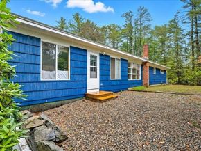 780 Old Plymouth St, Halifax MA 02338