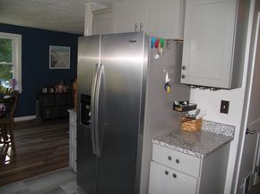 24 Crescent St 6, Northbridge MA 01588