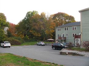 24 Crescent St 6, Northbridge MA 01588