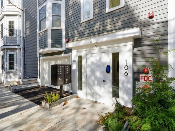 106 Webster PH1, Boston MA 02128