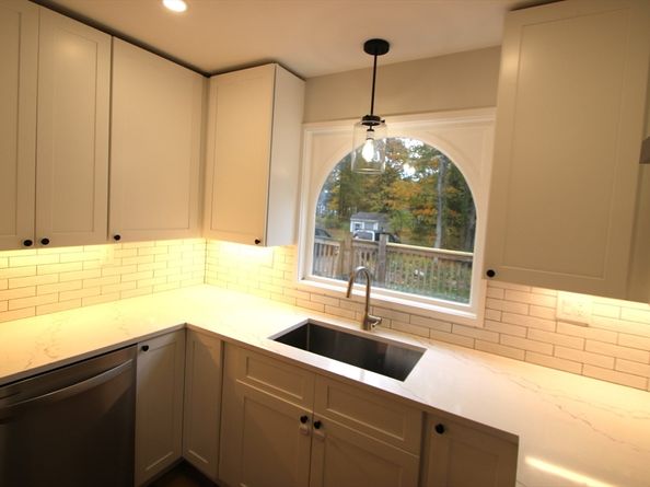 383 Washington St, Whitman MA 02382