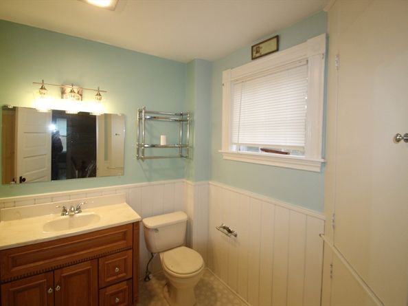 383 Washington St, Whitman MA 02382