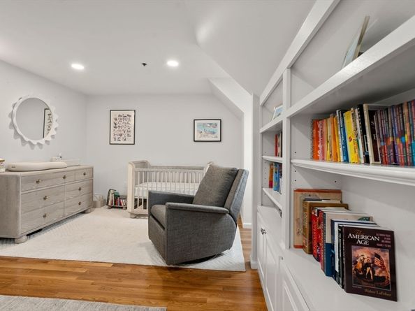 17 Henley St F, Boston MA 02129