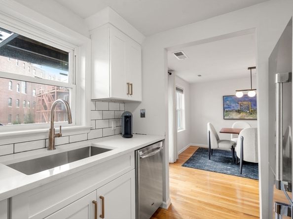 17 Henley St F, Boston MA 02129