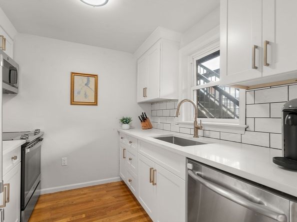 17 Henley St F, Boston MA 02129