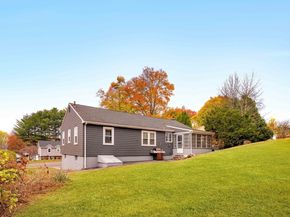 97 Macarthur Rd, Stoneham MA 02180