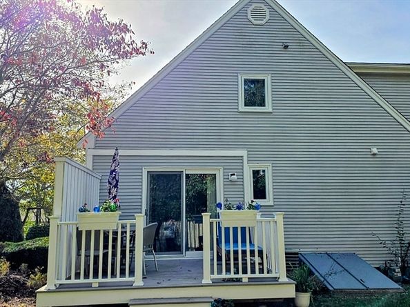 52 Liberty St C5, Plymouth MA 02360