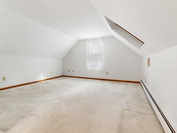 1 Red Coach Road, Hamilton MA 01982