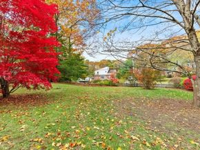 1 Red Coach Road, Hamilton MA 01982