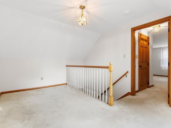 1 Red Coach Road, Hamilton MA 01982