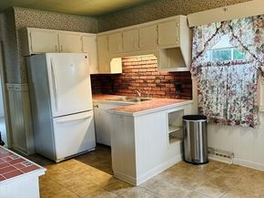 30 Valley St, Webster MA 01570