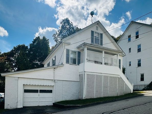 30 Valley St, Webster MA 01570