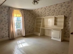 30 Valley St, Webster MA 01570