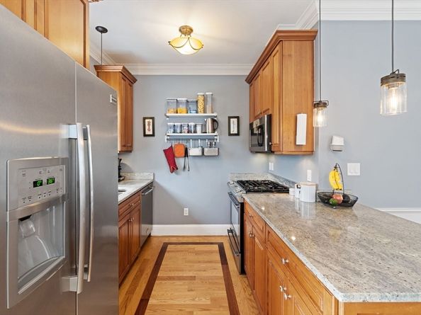 859 Adams St 859, Boston MA 02124