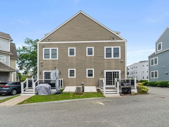 859 Adams St 859, Boston MA 02124