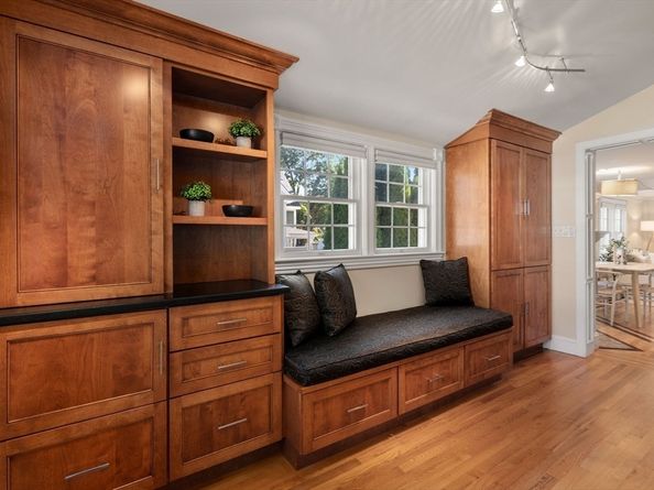 1844 Main St 1844, Concord MA 01742