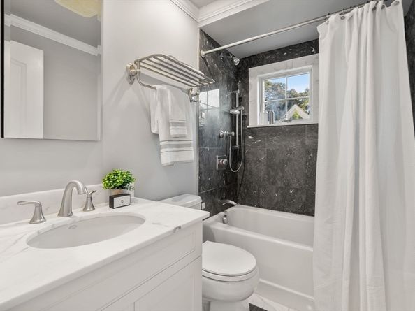 1844 Main St 1844, Concord MA 01742