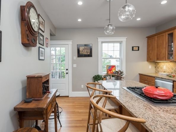 11 Marion Rd 2, Arlington MA 02474