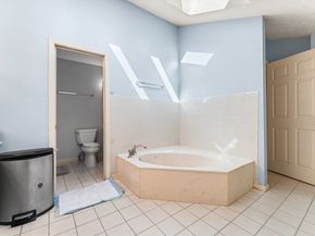 92 Jimney Dr 92, Westford MA 01886