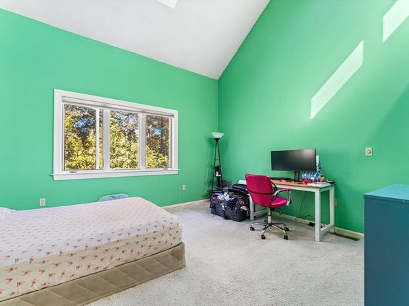 92 Jimney Dr 92, Westford MA 01886