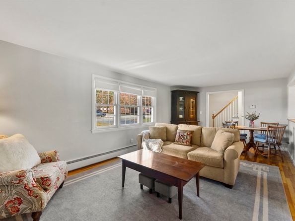 19 Fisher St, Westborough MA 01581