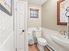 19 Fisher St, Westborough MA 01581