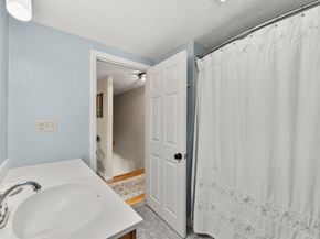19 Fisher St, Westborough MA 01581