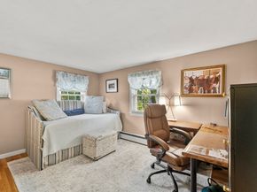 19 Fisher St, Westborough MA 01581