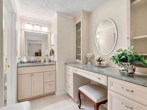 805 Lewis O Gray Dr 805, Saugus MA 01906