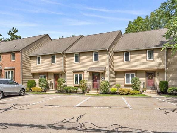 805 Lewis O Gray Dr 805, Saugus MA 01906