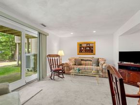 805 Lewis O Gray Dr 805, Saugus MA 01906
