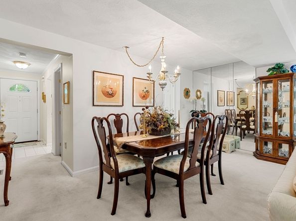 805 Lewis O Gray Dr 805, Saugus MA 01906