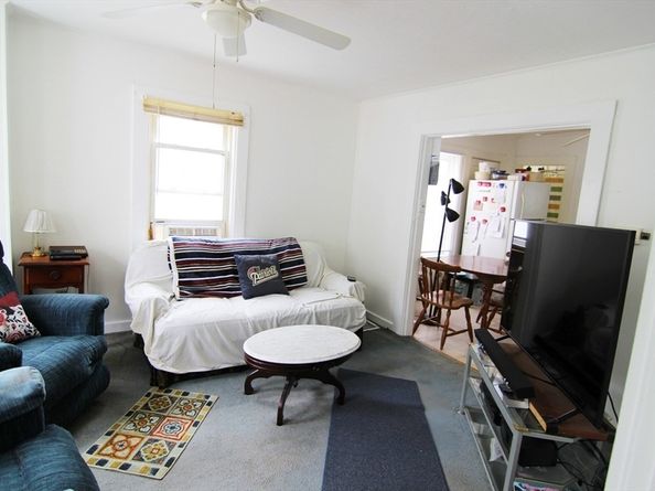 6-1/2 Leonard St, Milford MA 01757