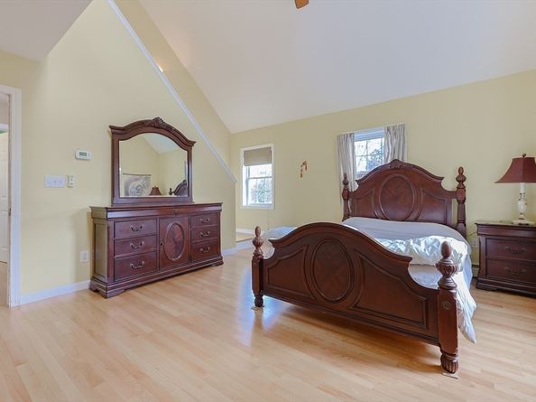 8 Ralph St, Medford MA 02155