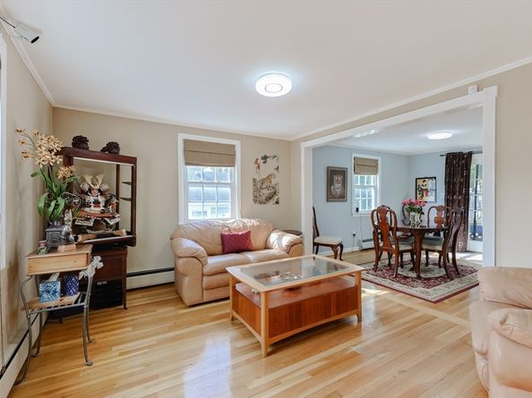 8 Ralph St, Medford MA 02155