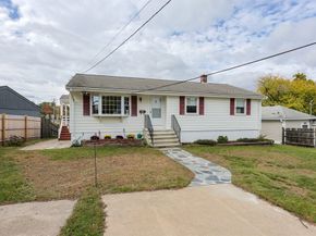 57 Beach St, Milford MA 01757