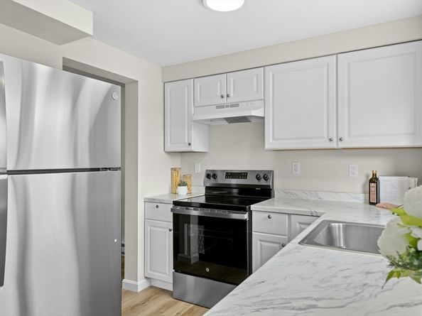7 Mayberry Dr H, Westborough MA 01581