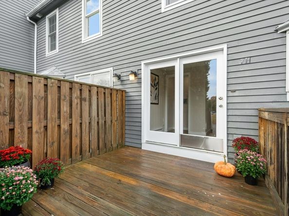 7 Mayberry Dr H, Westborough MA 01581