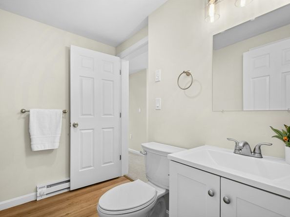 7 Mayberry Dr H, Westborough MA 01581