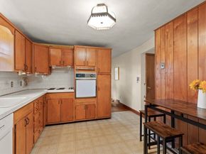 7 Debra Ln, Framingham MA 01701