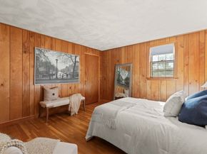 7 Debra Ln, Framingham MA 01701
