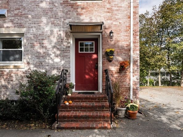 7 Court Street Pl 7, Arlington MA 02476
