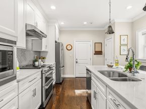 7 Court Street Pl 7, Arlington MA 02476