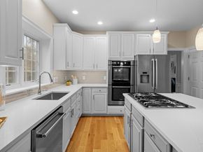 45 Piccadilly Way, Westborough MA 01581