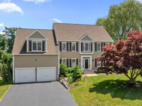 45 Piccadilly Way, Westborough MA 01581