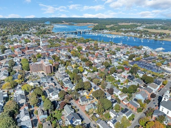 11 Orange St 2, Newburyport MA 01950