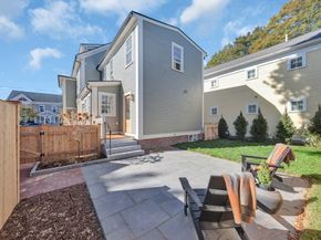 11 Orange St 2, Newburyport MA 01950