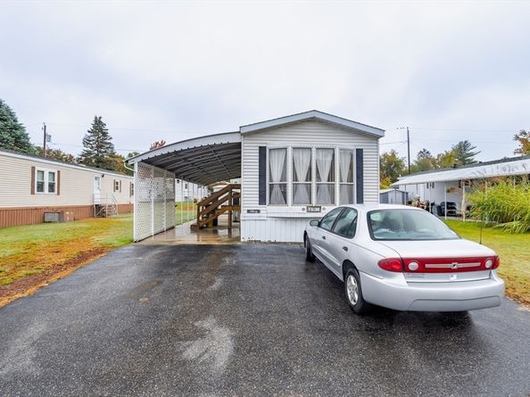 556 Central Street 39, Leominster MA 01453
